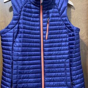 L.L. Bean Women's Purple and Orange Ultralight Packable Down Sweater Vest, Large